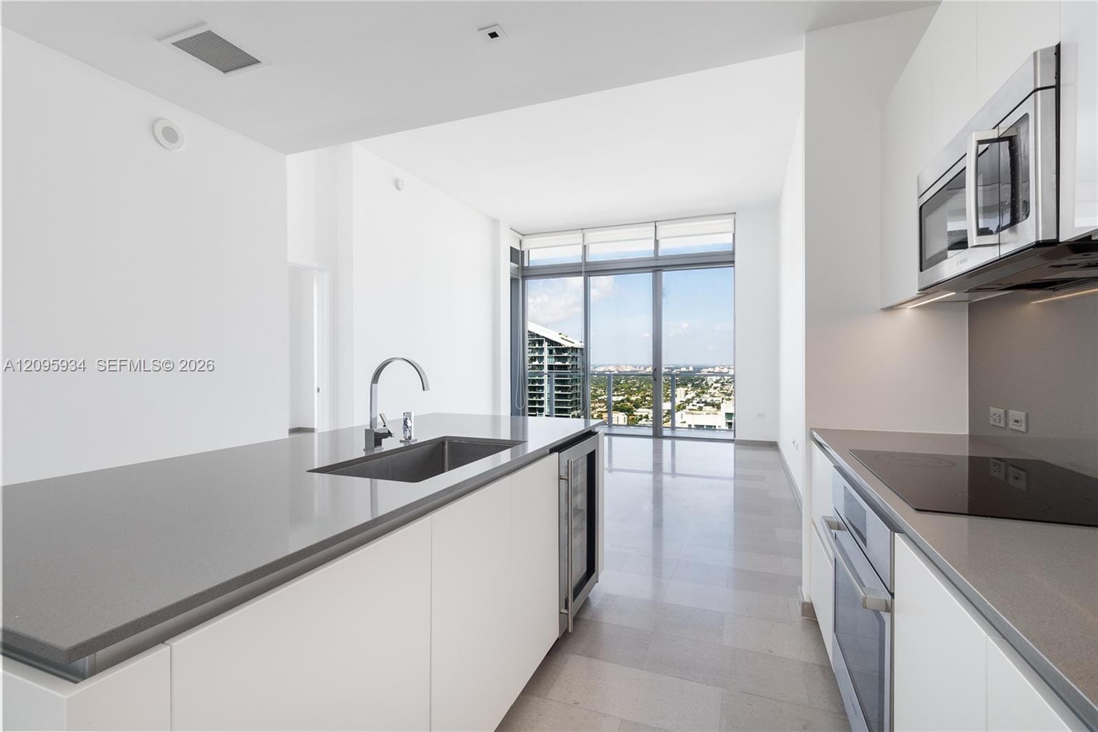 68 SE 6th Street 4006 — photo 11