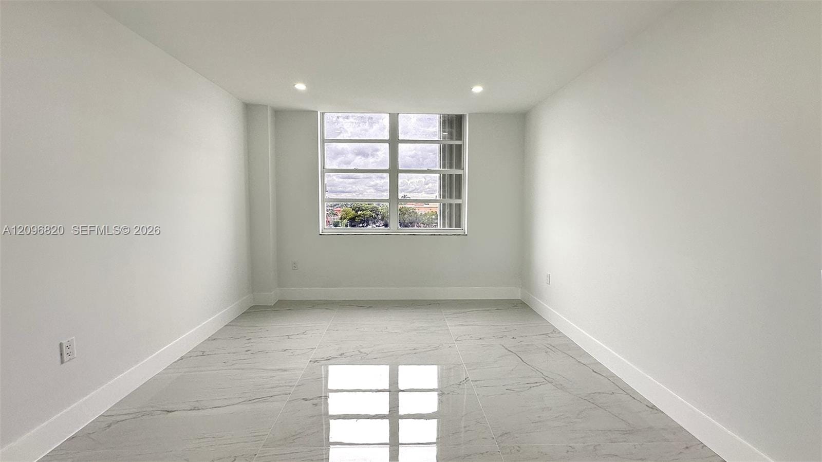2750 NE 183rd Street 505, Aventura, FL 33160 photo 21