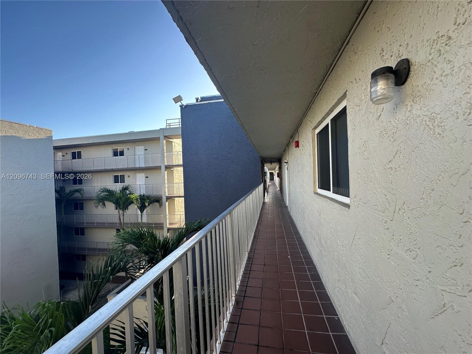 10000 NW 80th Court 2424, Hialeah Gardens, FL 33016 photo 2