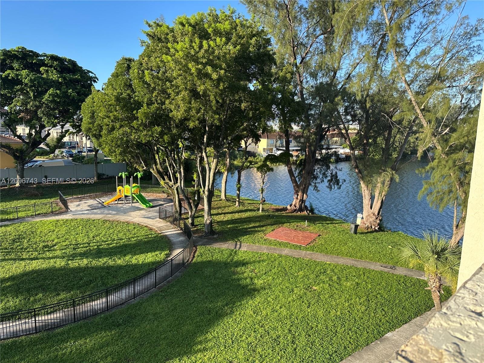 10000 NW 80th Court 2424, Hialeah Gardens, FL 33016 photo 23