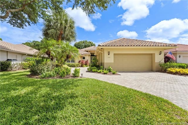 3663 SE Cambridge Drive, Stuart, FL 34997