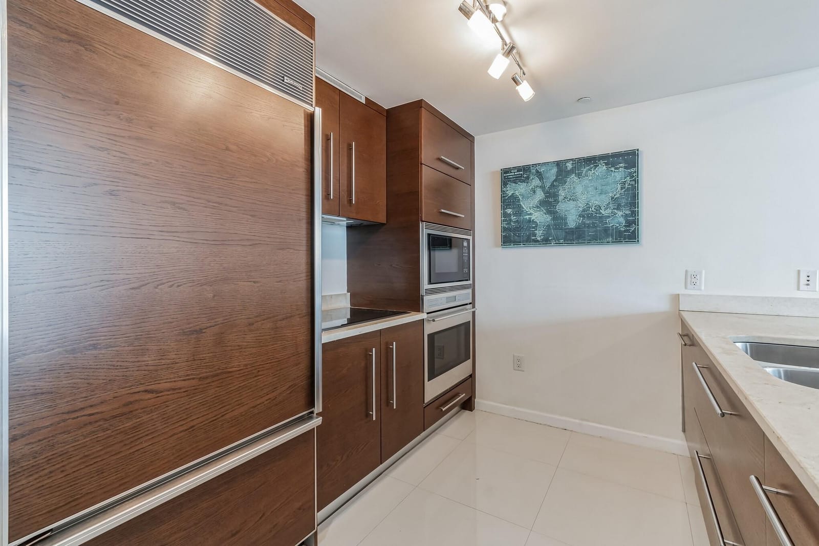 475 BRICKELL Avenue 512 — photo 12