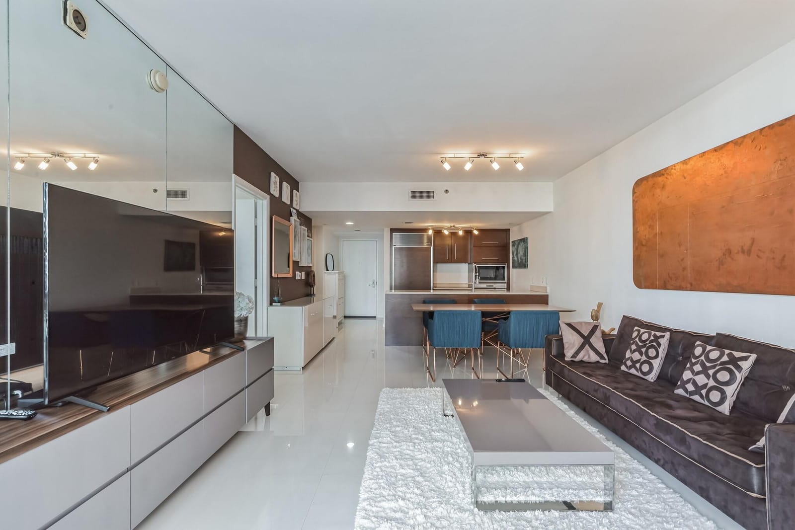 475 BRICKELL Avenue 512 — photo 8