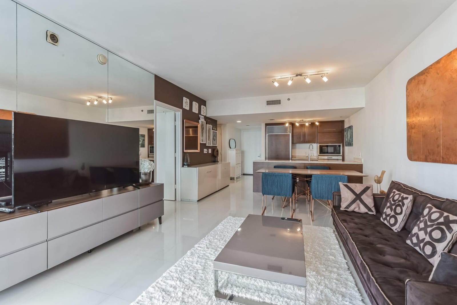 475 BRICKELL Avenue 512 — photo 9