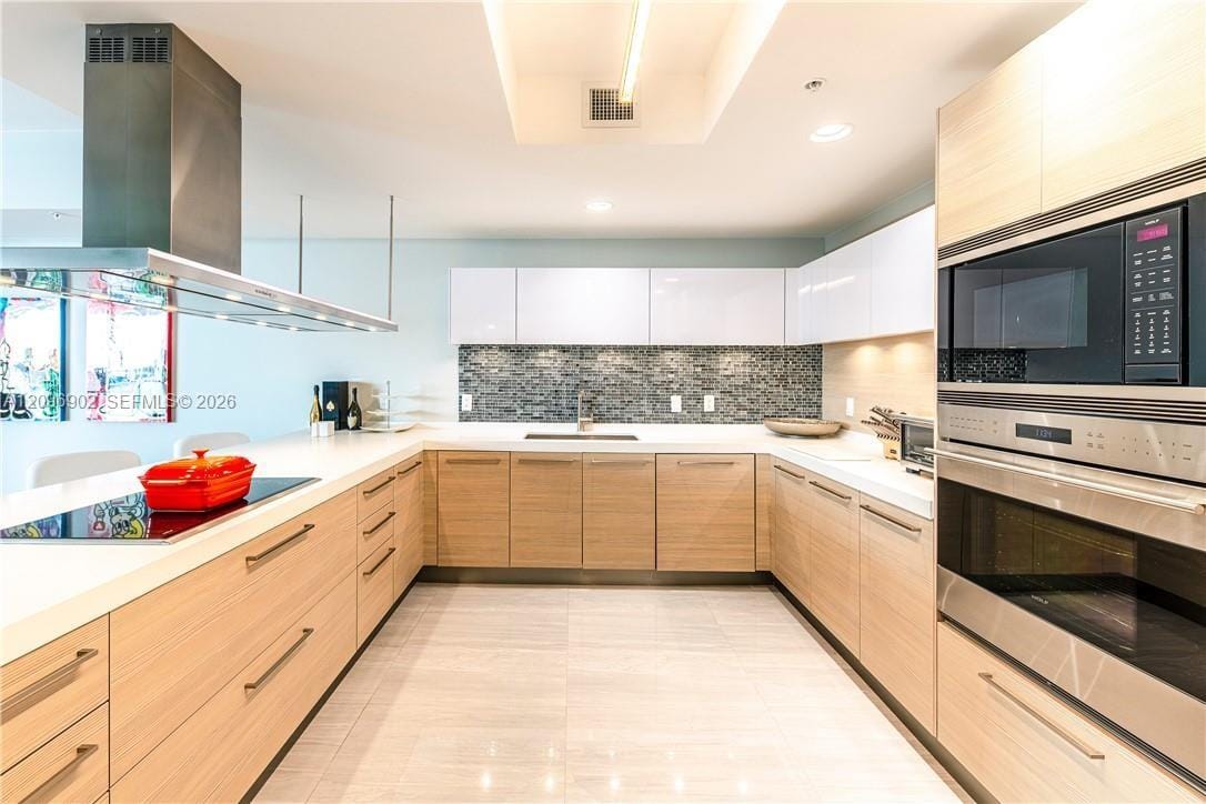 17301 Biscayne Boulevard 703 — photo 3