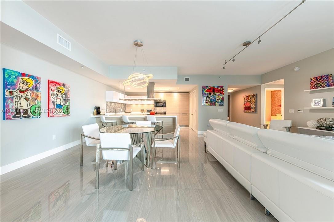 17301 Biscayne Boulevard 703 — photo 9