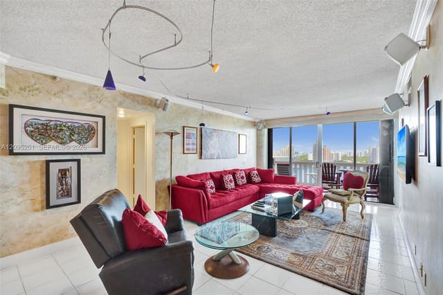 3000 Island Boulevard 2304, Aventura, FL 33160