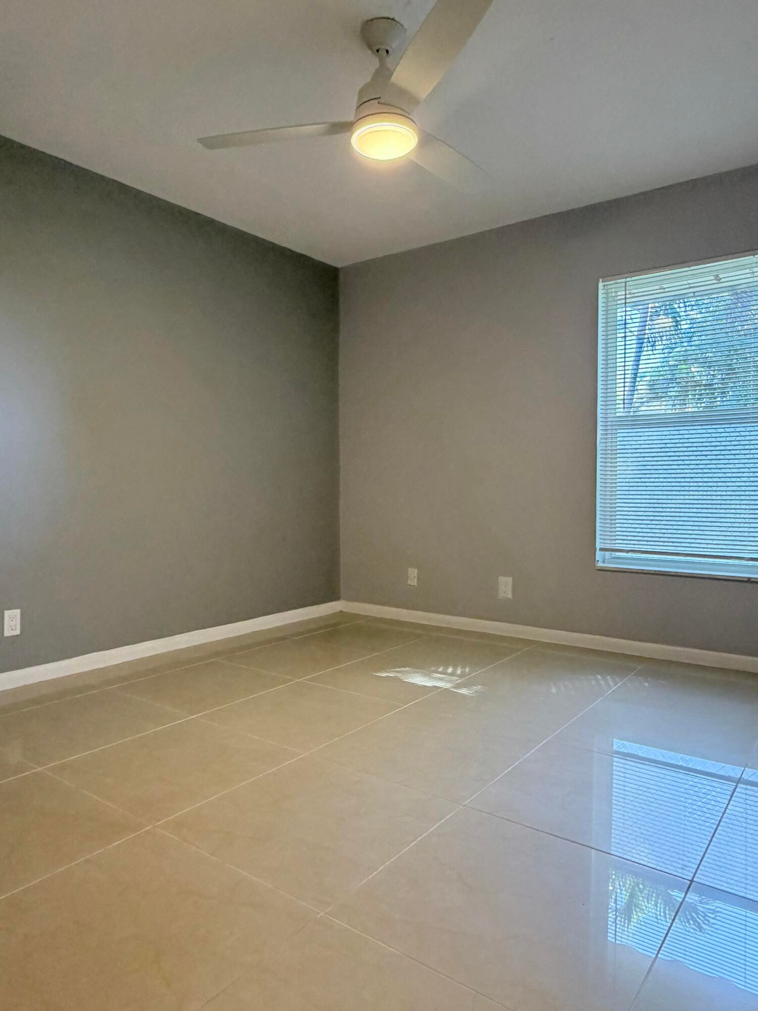 630 MARLBORO Oval B — photo 10