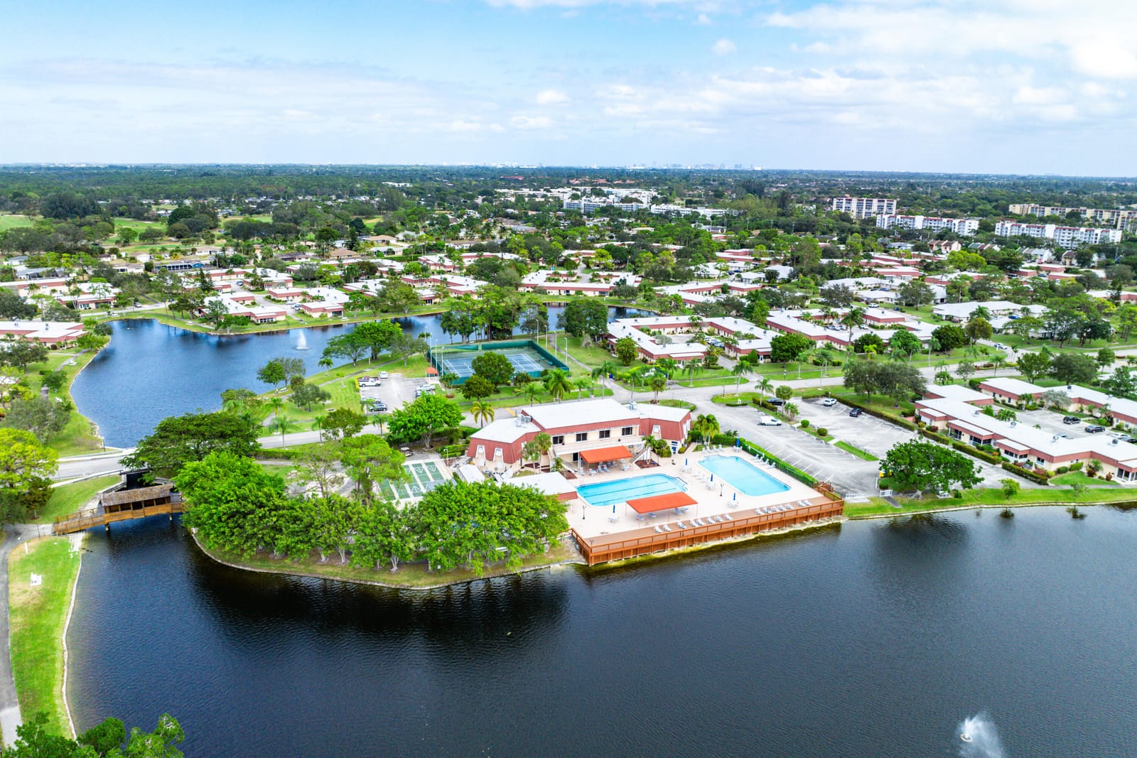 630 MARLBORO Oval B, Lake Worth, FL 33467