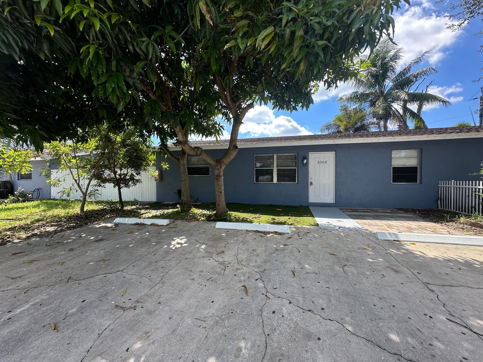 4564 Gulfstream Road