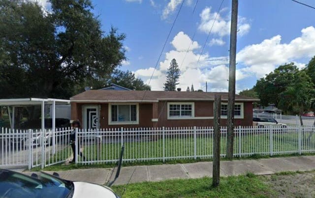 1895 NW 85th Street, Miami, FL 33147