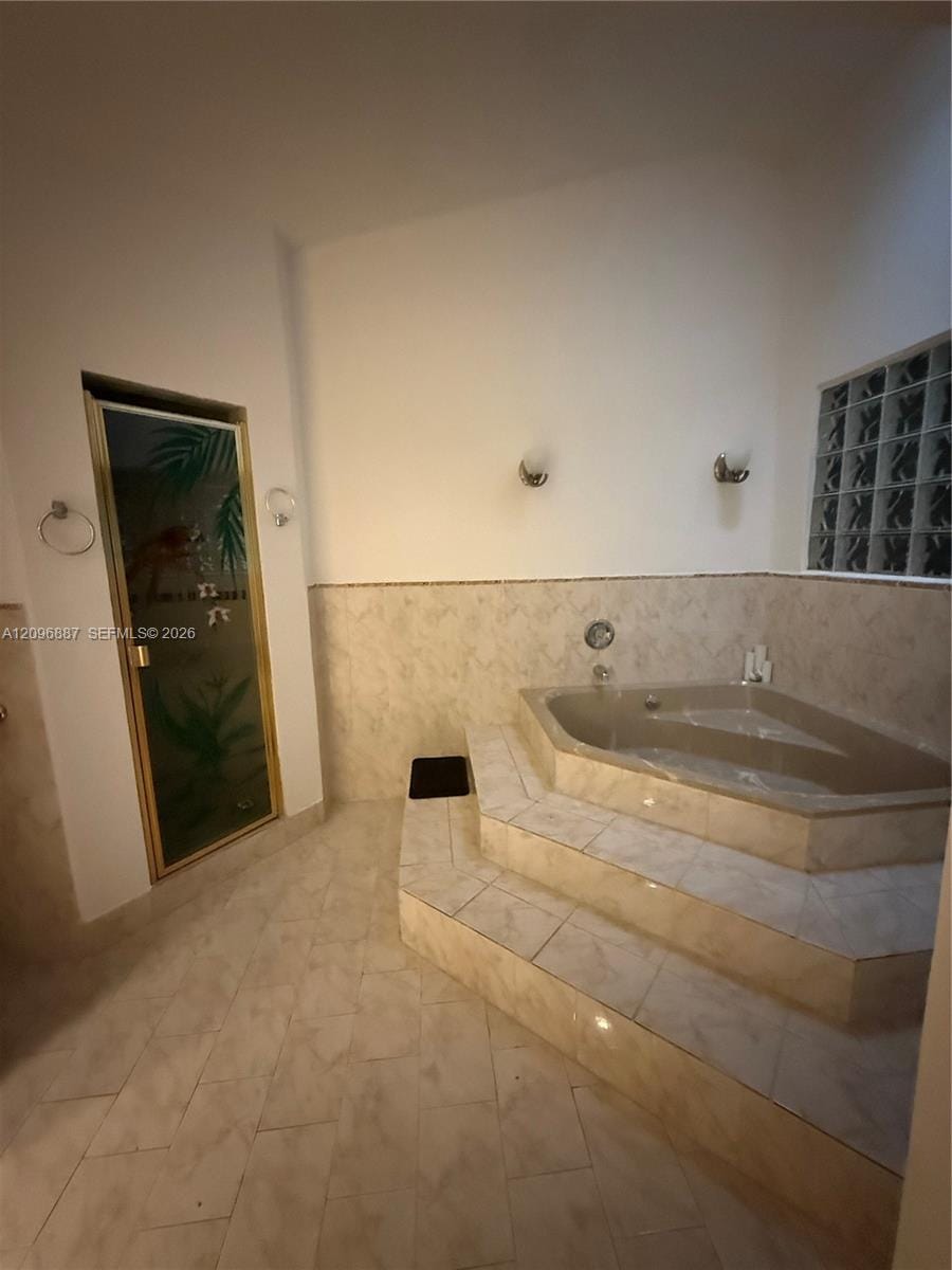 541 NE 199th Lane 2X, Miami, FL 33179 photo 26