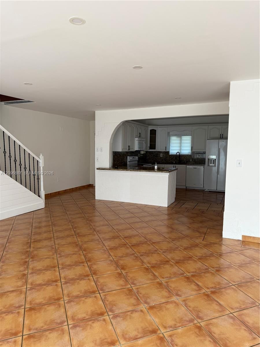 541 NE 199th Lane 2X, Miami, FL 33179 photo 7