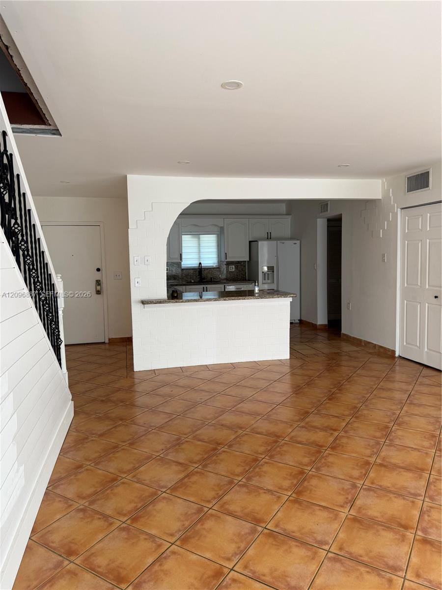 541 NE 199th Lane 2X, Miami, FL 33179 photo 8