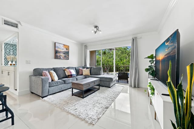 13771 Oneida Drive D2, Delray Beach, FL 33446