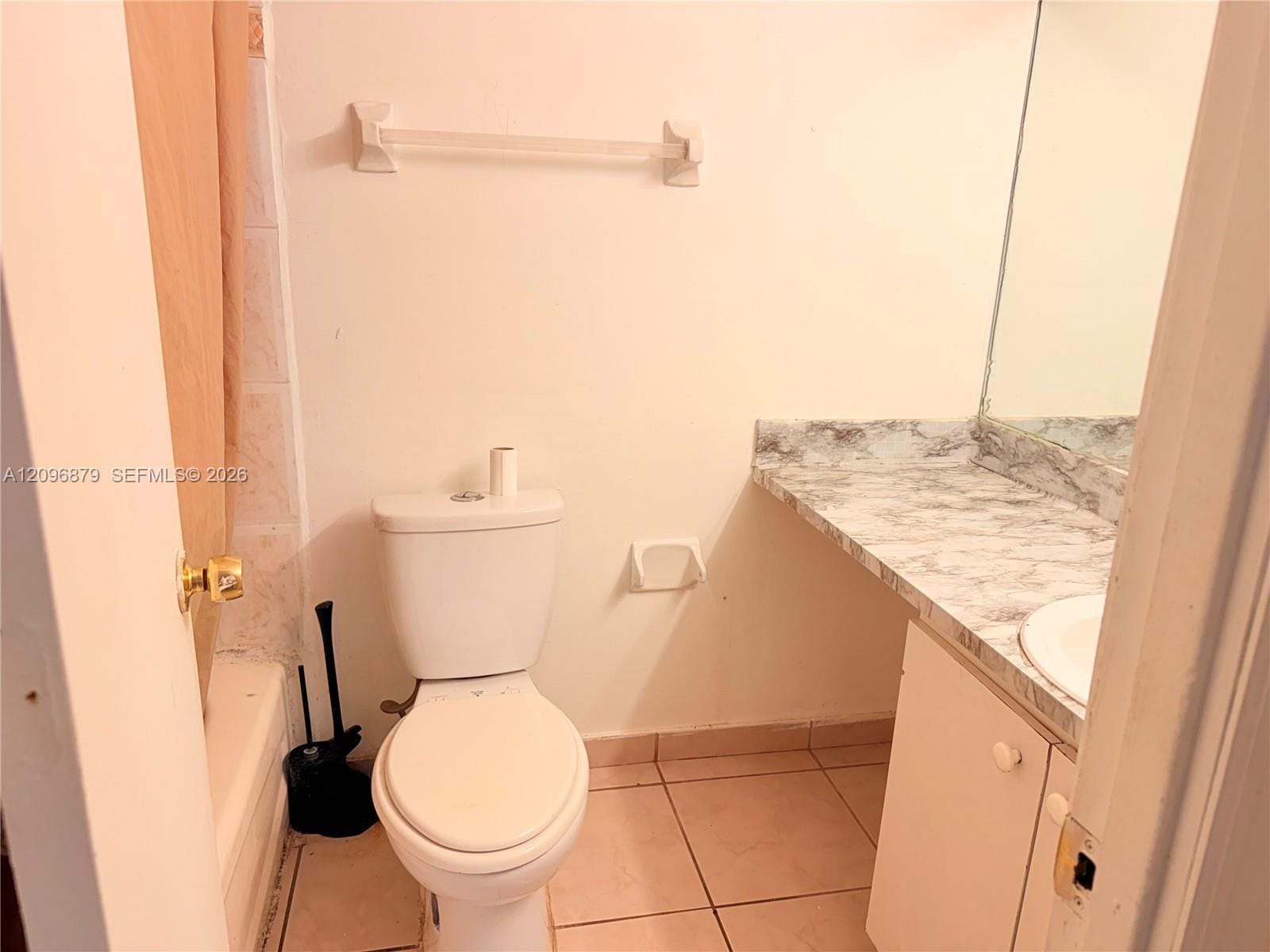 606 W 81st Street 320, Hialeah, FL 33014 photo 17
