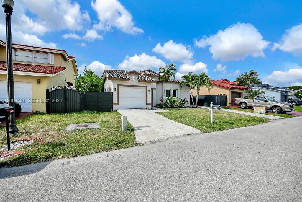 8574 SW 211th Terrace, Cutler Bay, FL 33189 photo 3