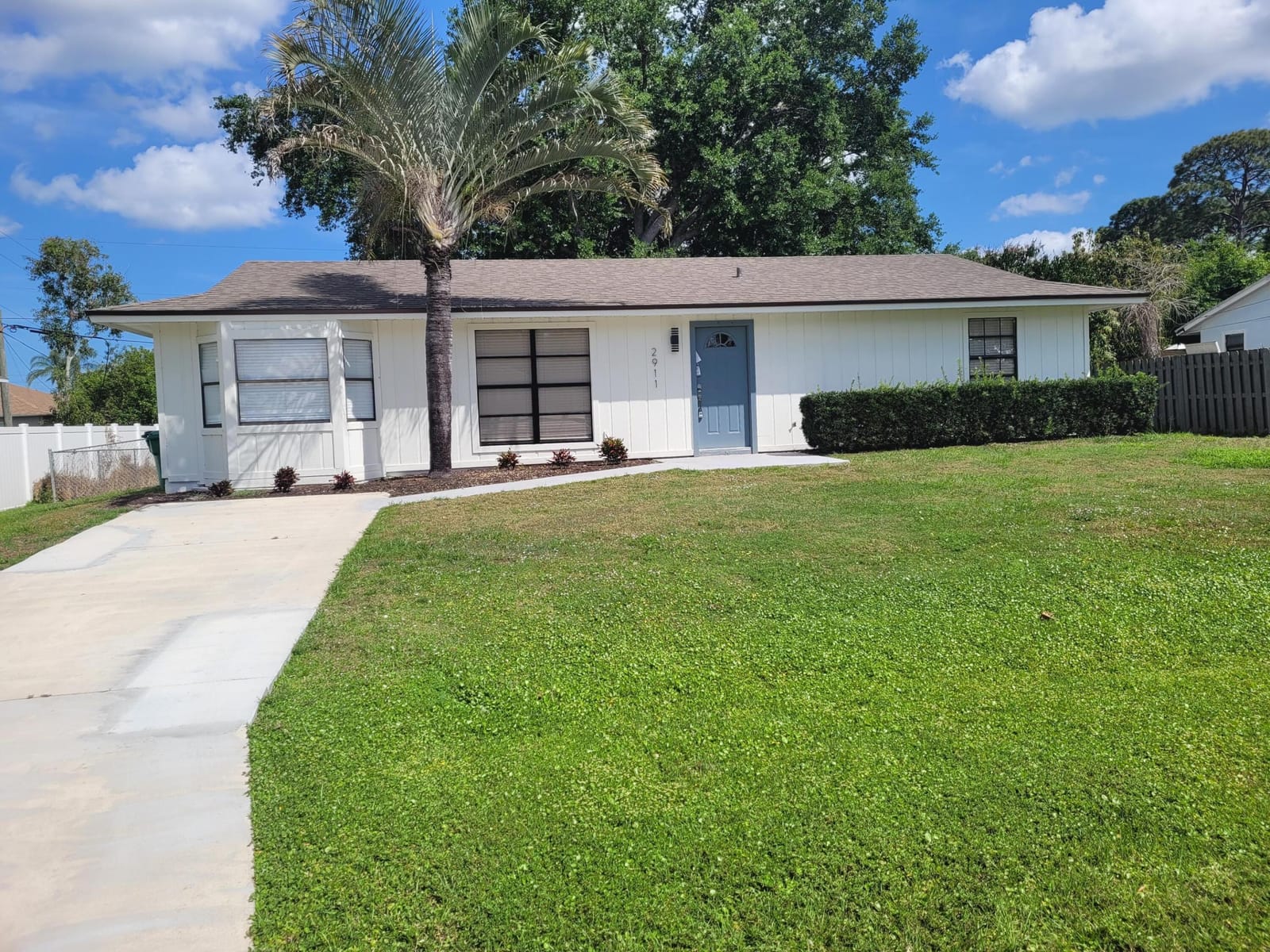 3 bedroom home for sale at 2911 Lucerne, Port St Lucie, FL 34953 — $2,350