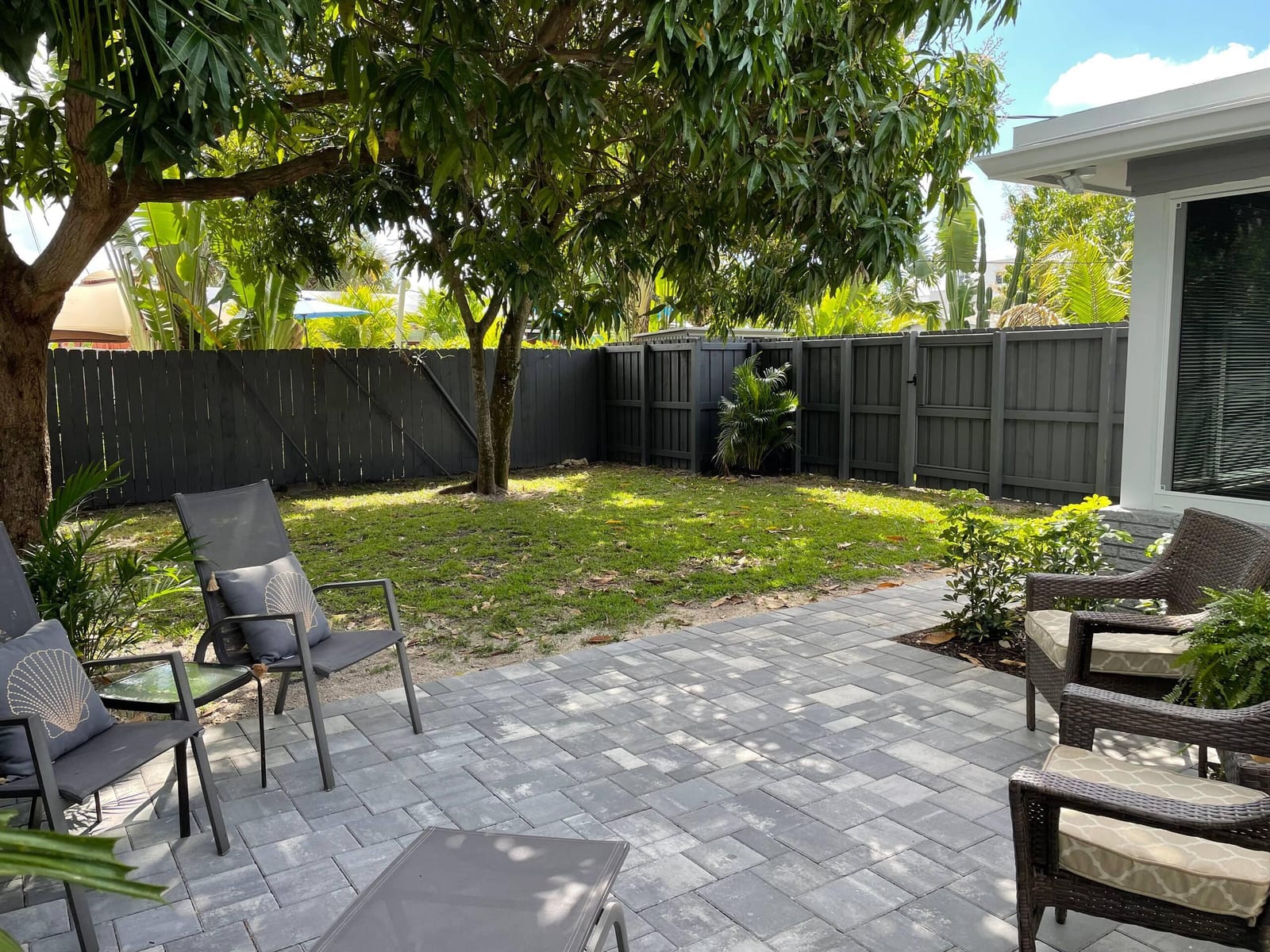 1400 NE 23RD Street, Wilton Manors, FL 33305 photo 18
