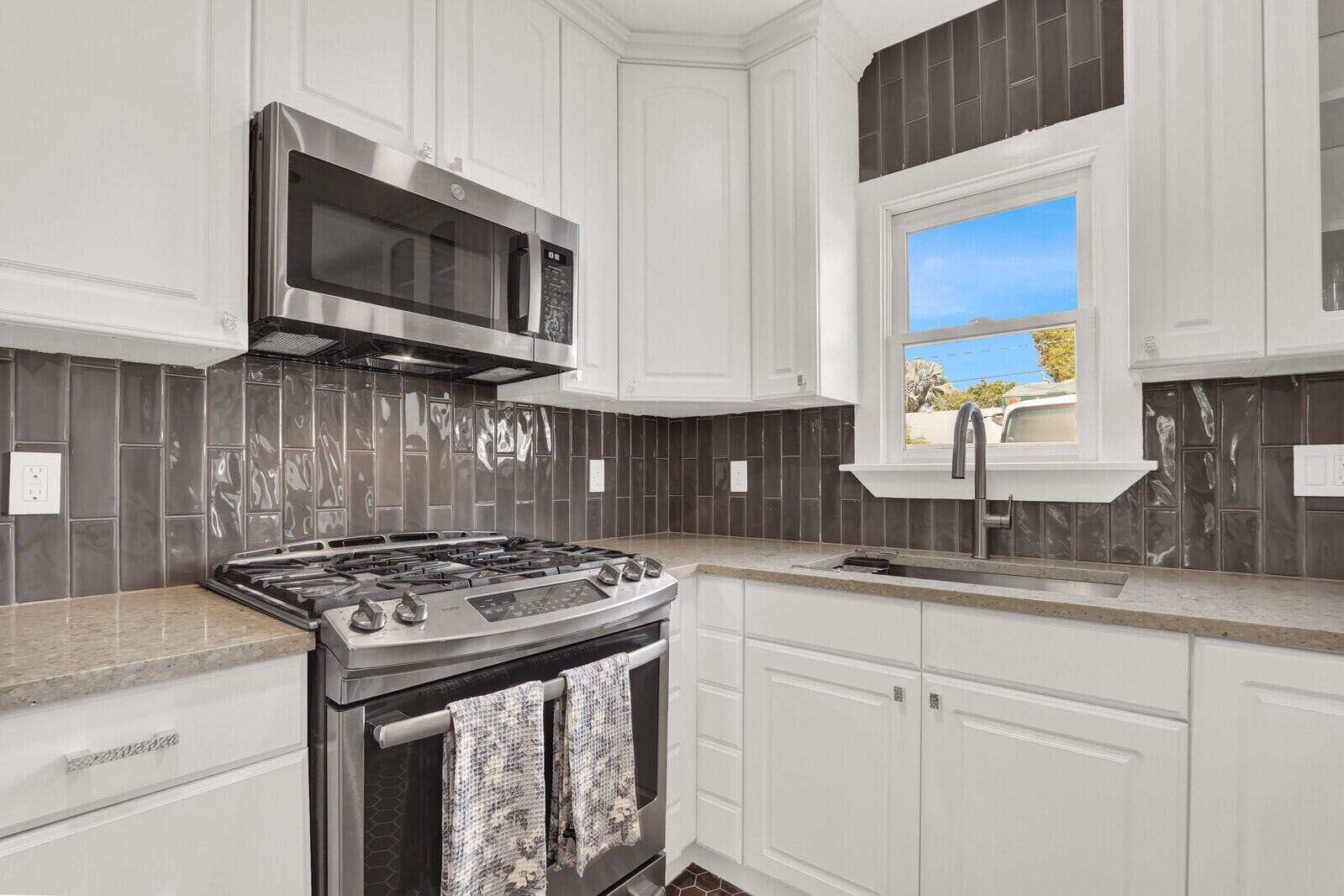 217 S FEDERAL Highway, Lake Worth Beach, FL 33460 photo 16