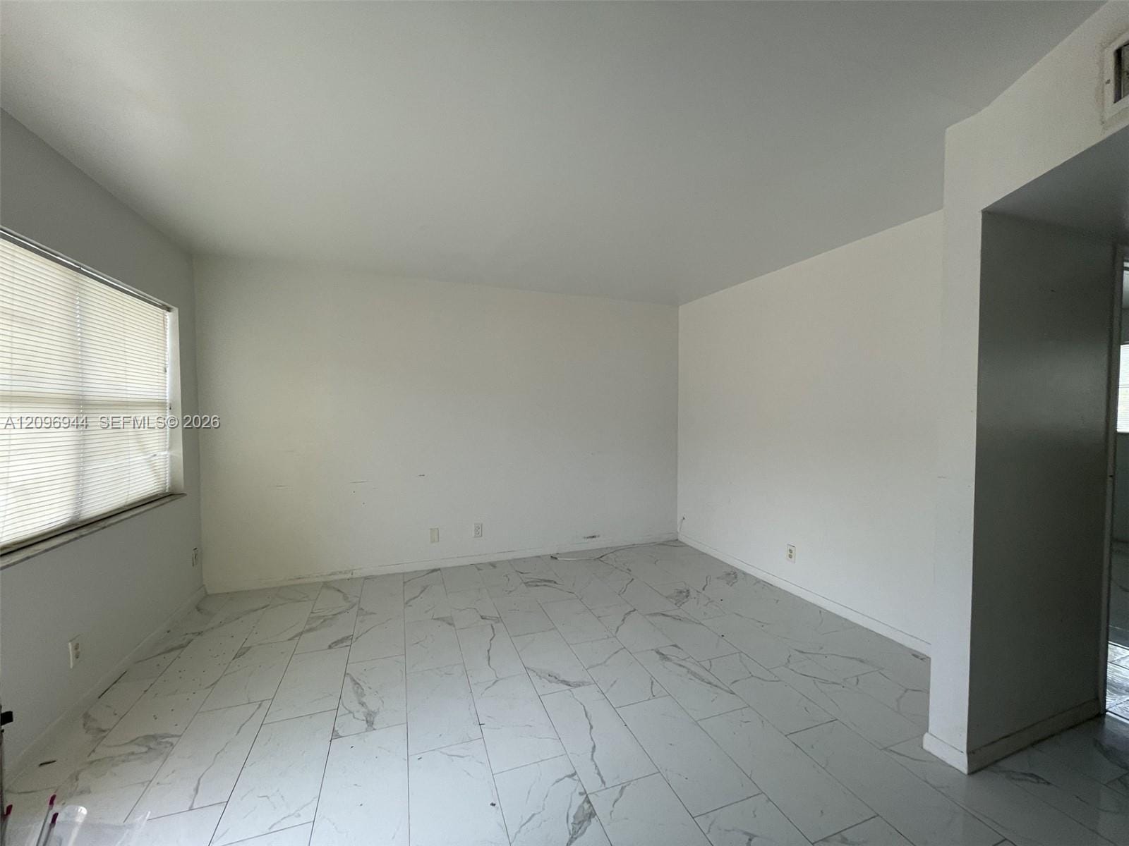 101 NE 41st Street E87 — photo 3