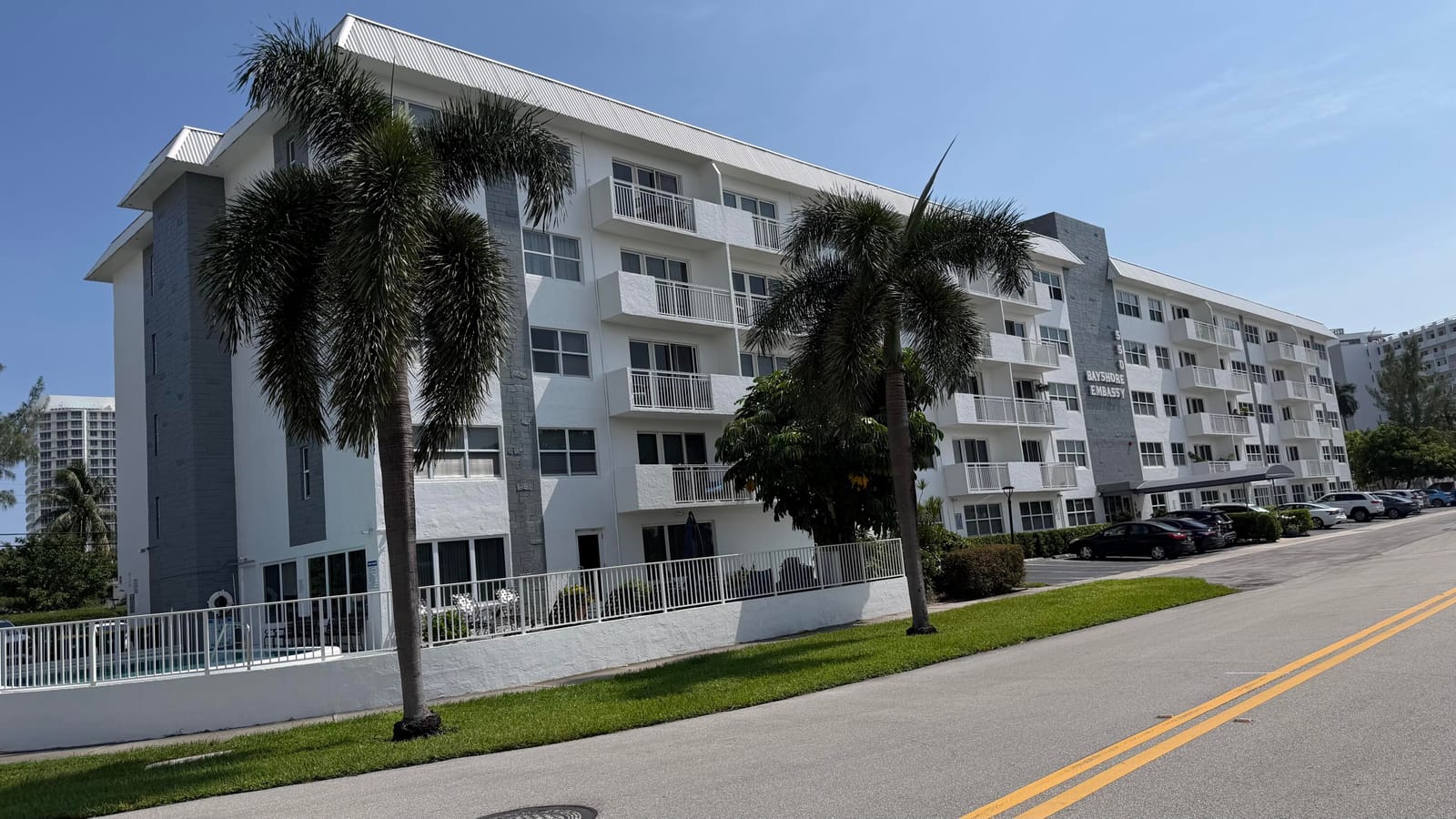 550 BAYSHORE Drive 507, Fort Lauderdale, FL 33304 photo 1