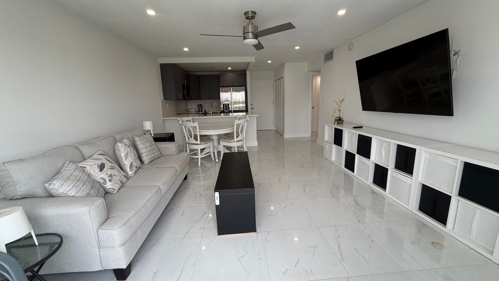 550 BAYSHORE Drive 507, Fort Lauderdale, FL 33304 photo 5