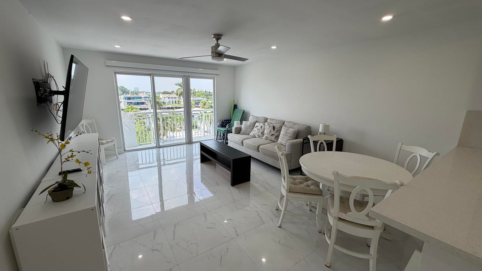 550 BAYSHORE Drive 507, Fort Lauderdale, FL 33304 photo 7