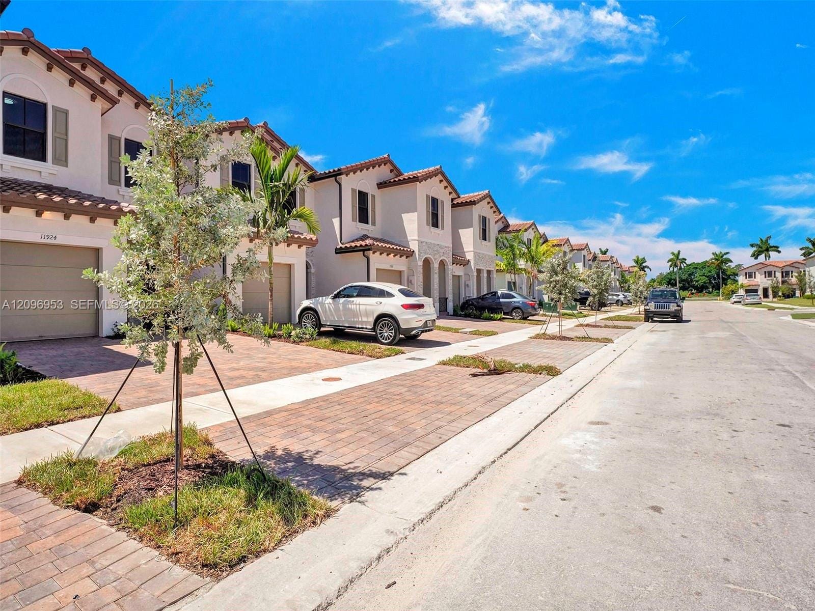 11924 SW 247th Terrace ., Miami, FL 33032 photo 2