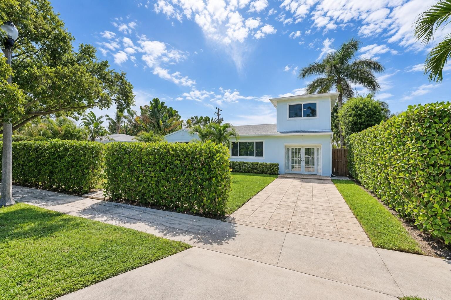 322 Maddock Street, West Palm Beach, FL 33405 photo 2