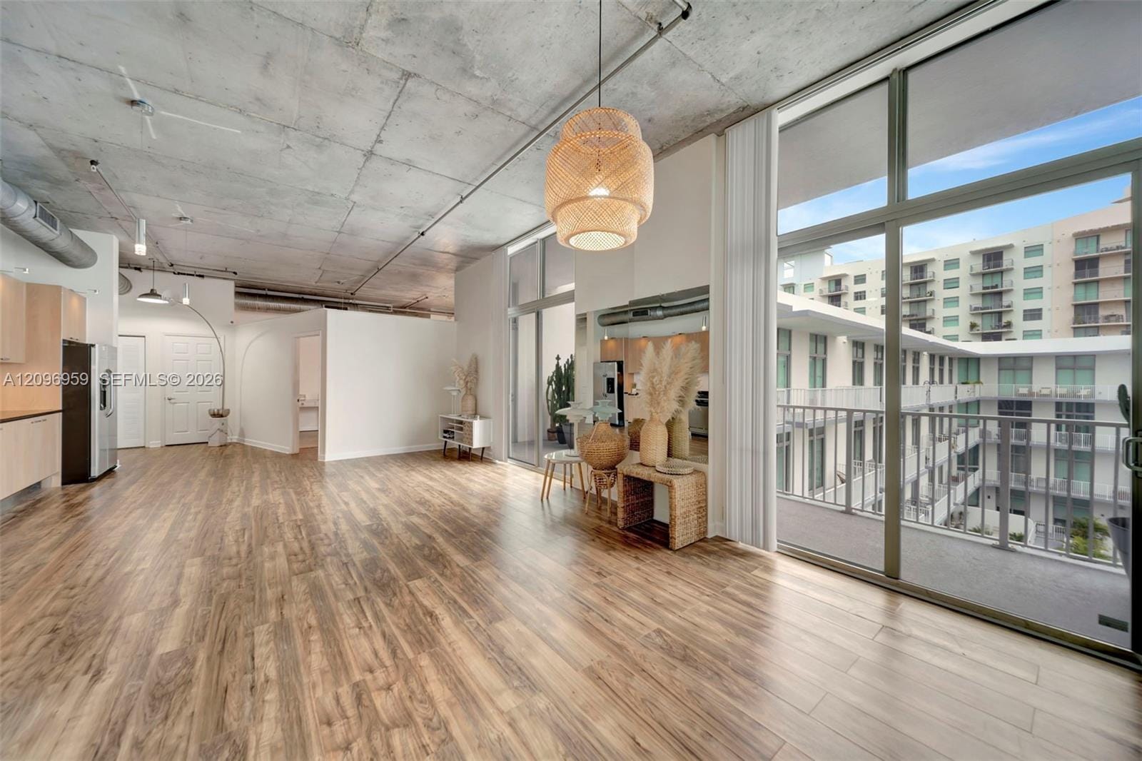 2100 Van Buren Street 508 — photo 6
