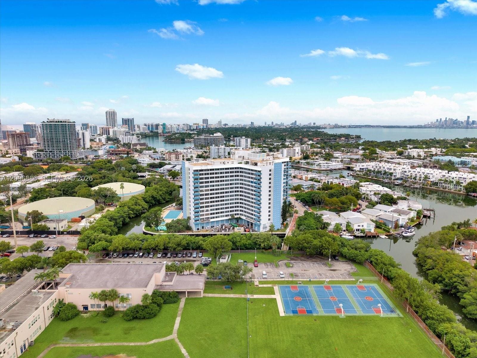 7441 Wayne Avenue 14B, Miami Beach, FL 33141 photo 28