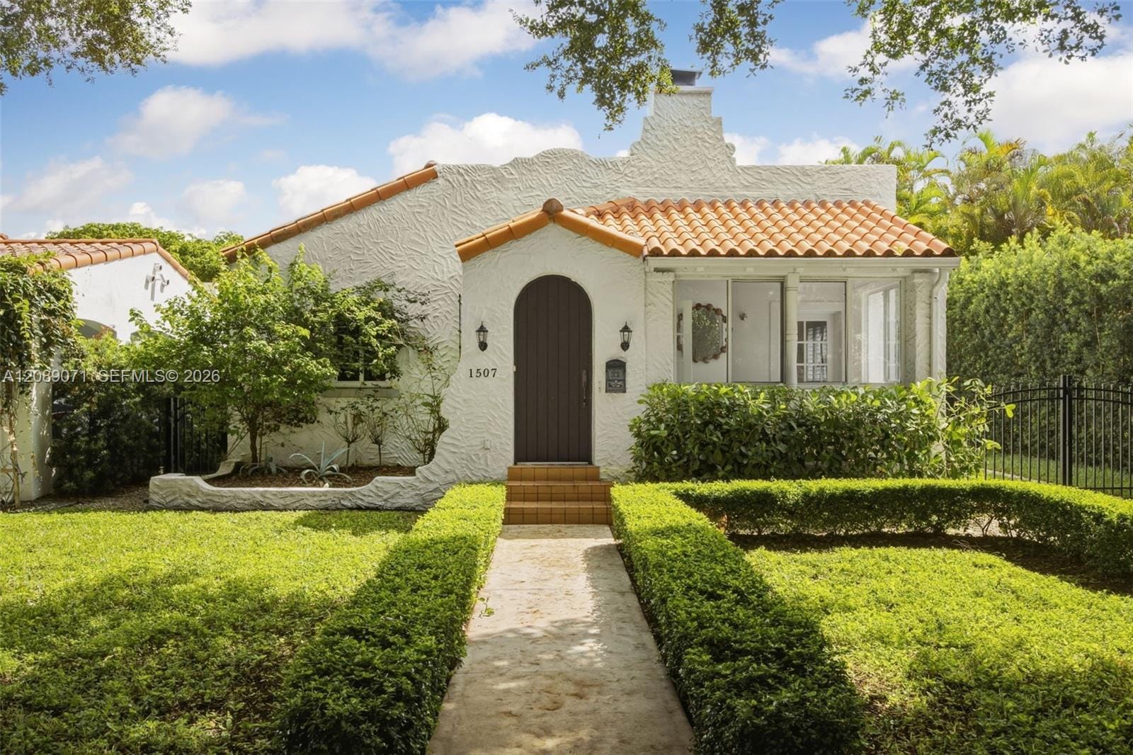 1507 Columbus Boulevard, Coral Gables, FL 33134 photo 2