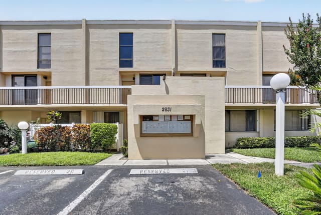 2931 SW 87TH Terrace 1922, Davie, FL 33328