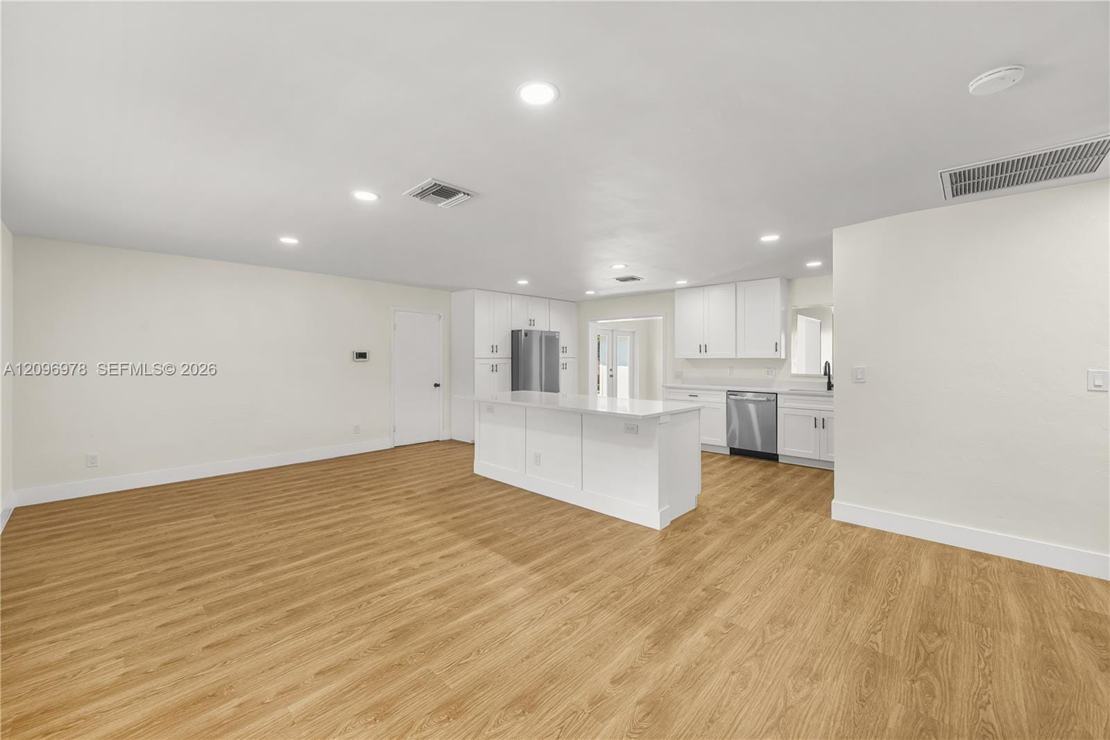 417 SW 1st Avenue — photo 12