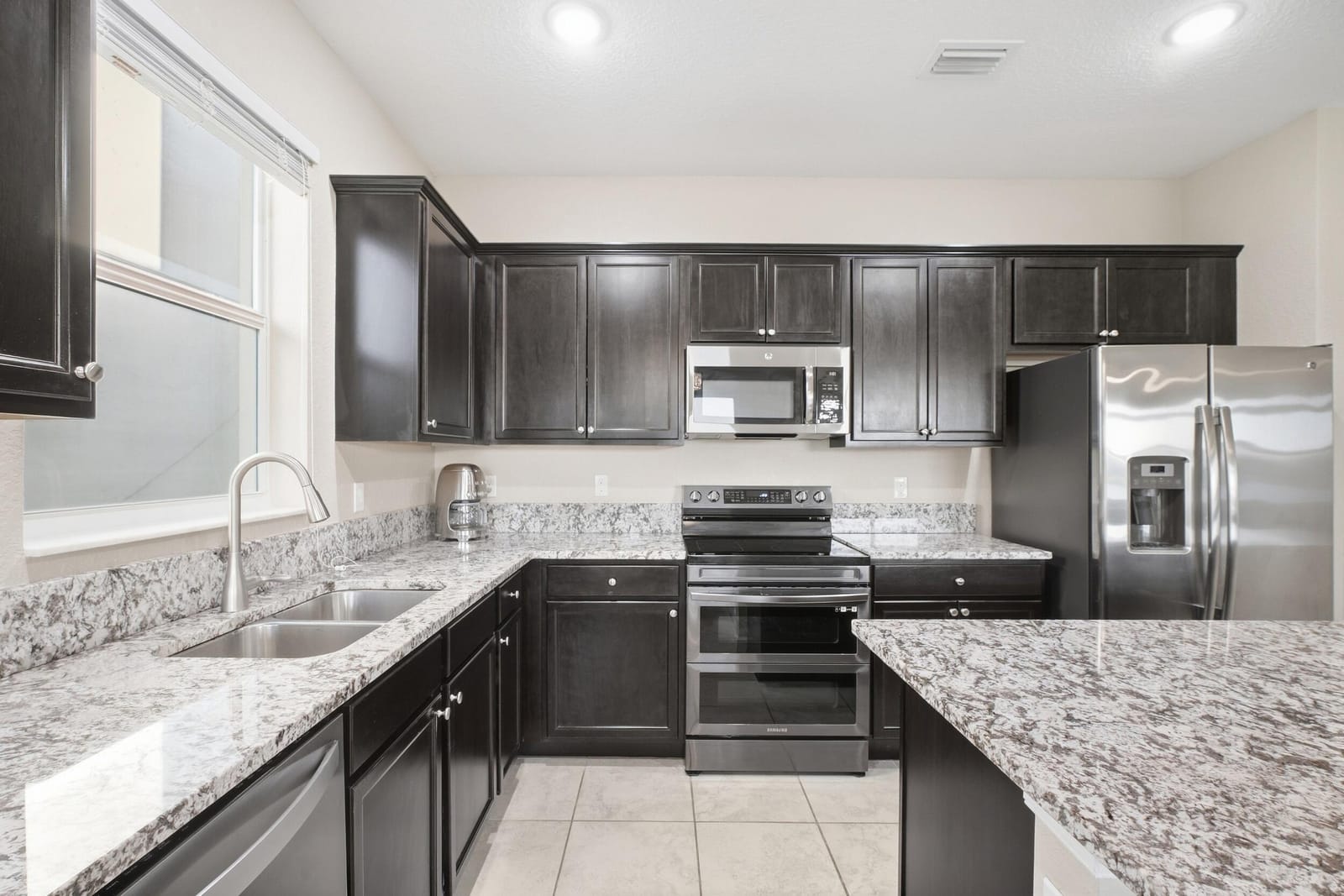 7730 NW GLADWELL Lane, Port St. Lucie, FL 34987 photo 6