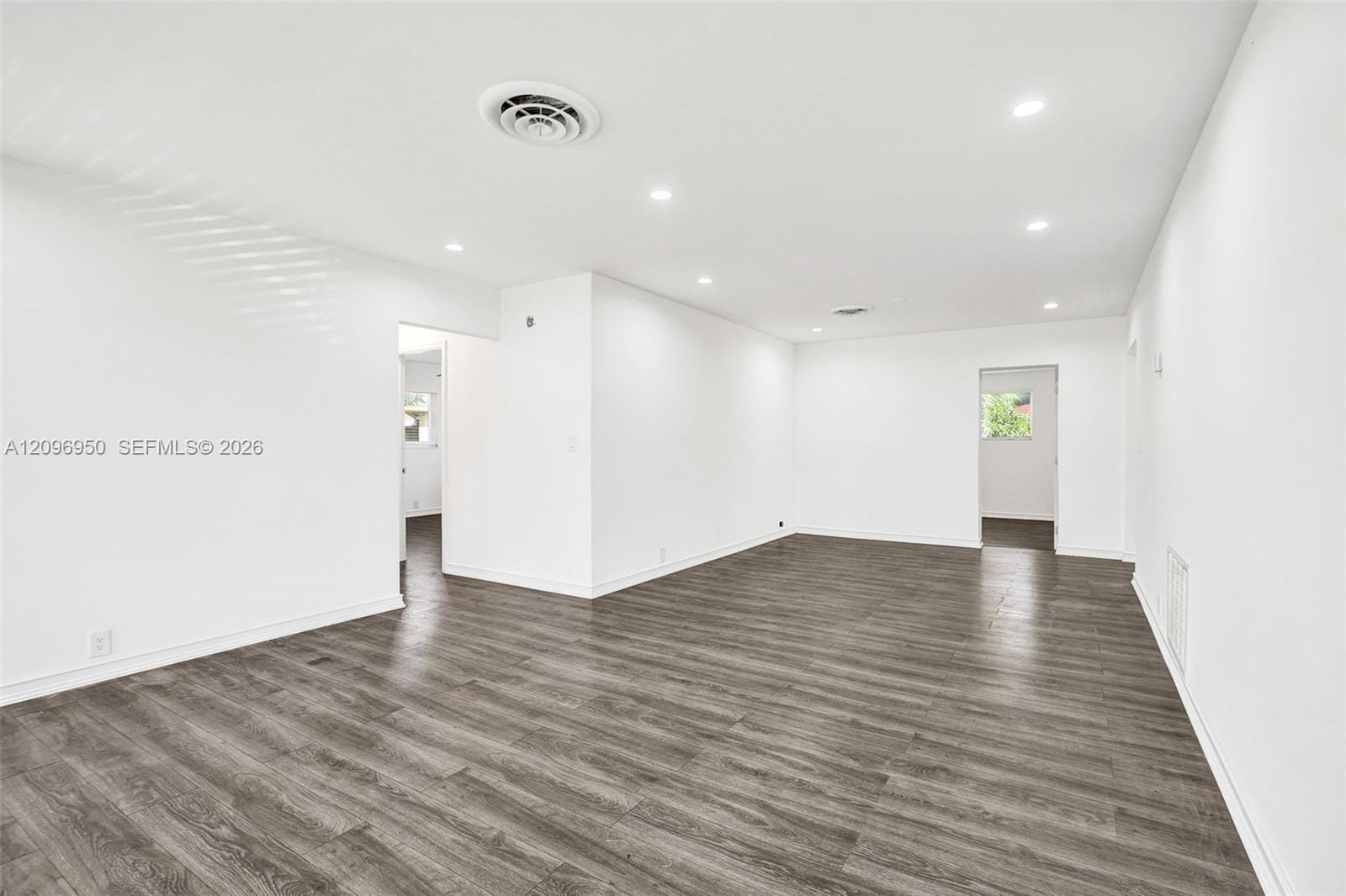 9105 Little River Drive — photo 5
