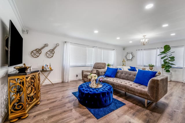 1040 Crystal Lake Drive Unit 3, Pompano Beach, FL 33064