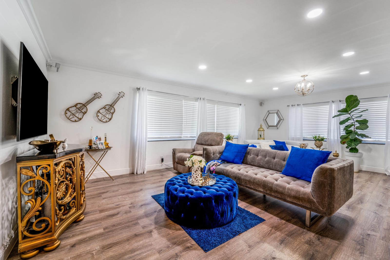 1040 Crystal Lake Drive Unit 3
