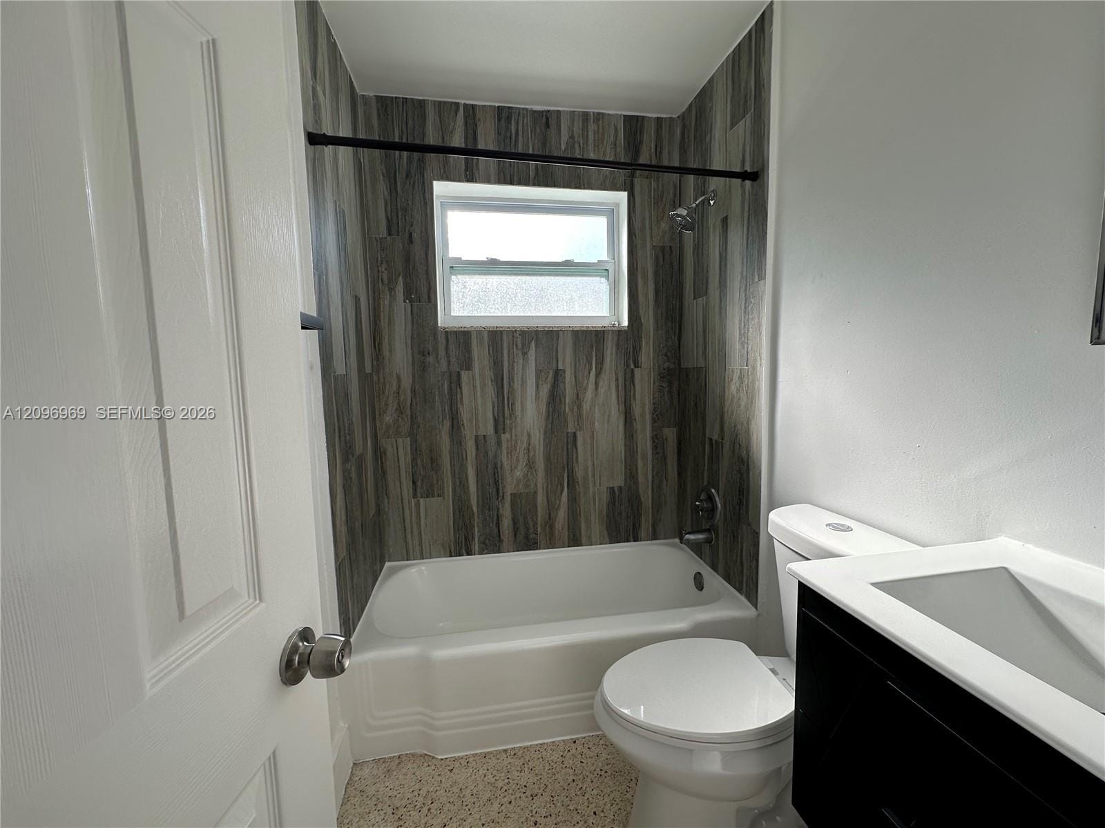 510 NE 4th Avenue 510, Hallandale Beach, FL 33009 photo 18