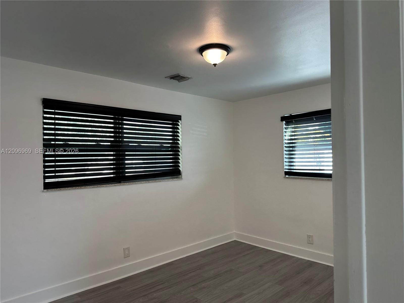 510 NE 4th Avenue 510, Hallandale Beach, FL 33009 photo 22