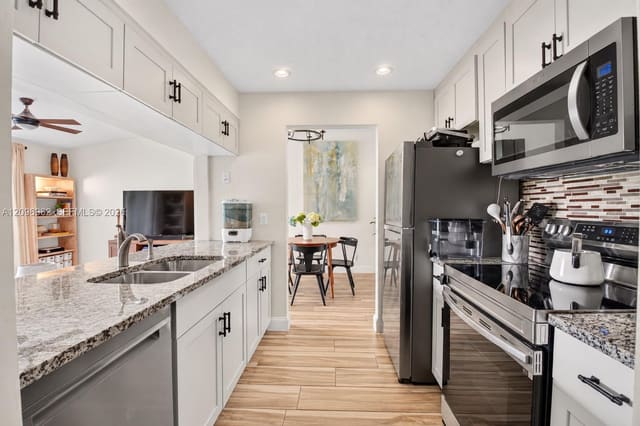 13771 Oneida Drive B3, Delray Beach, FL 33446