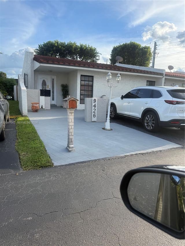 9426 SW 6th Lane, Miami, FL 33174