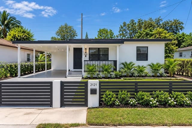 2121 NW 86th Terrace, Miami, FL 33147