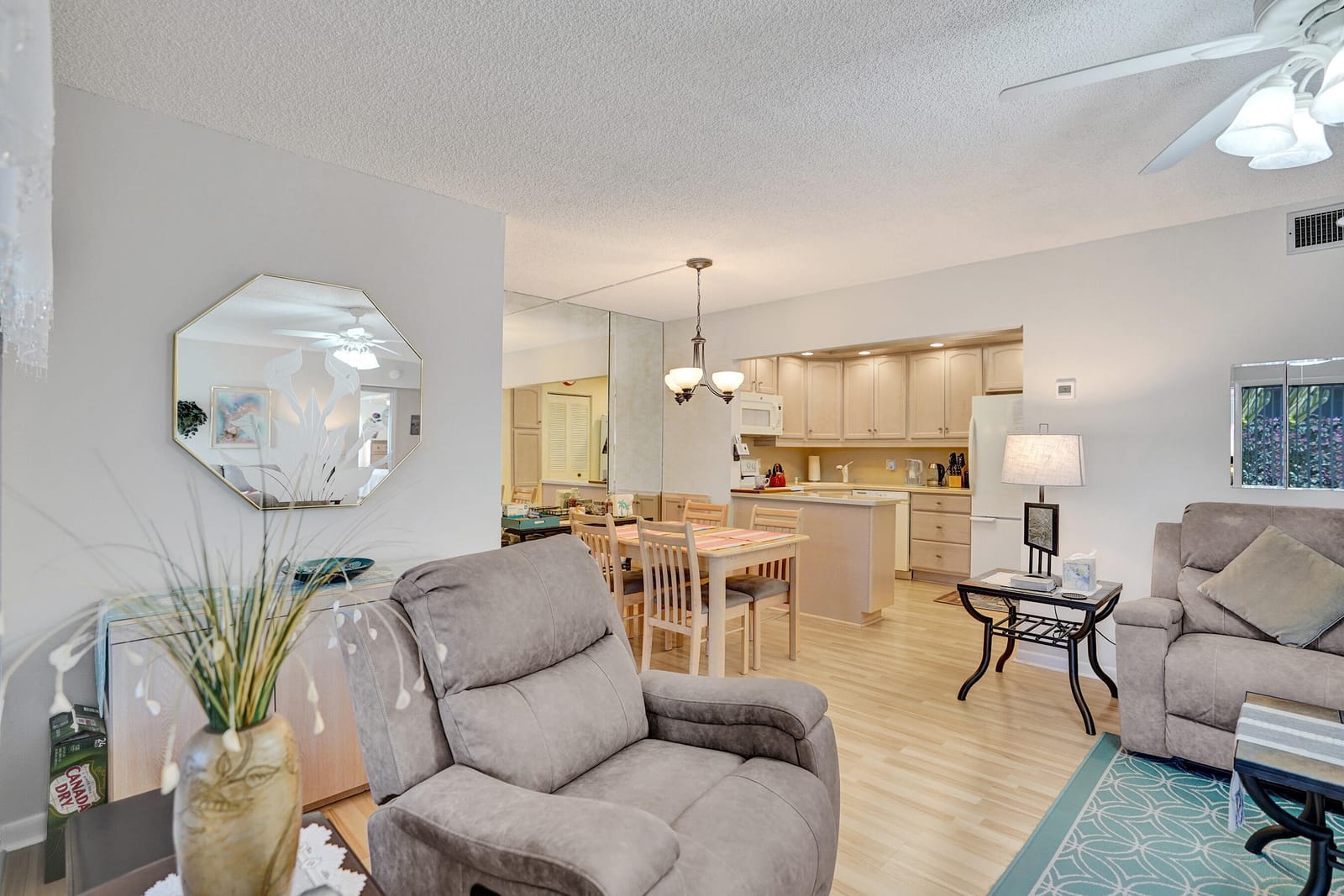 3561 Tall Pine Way B-1 — photo 6
