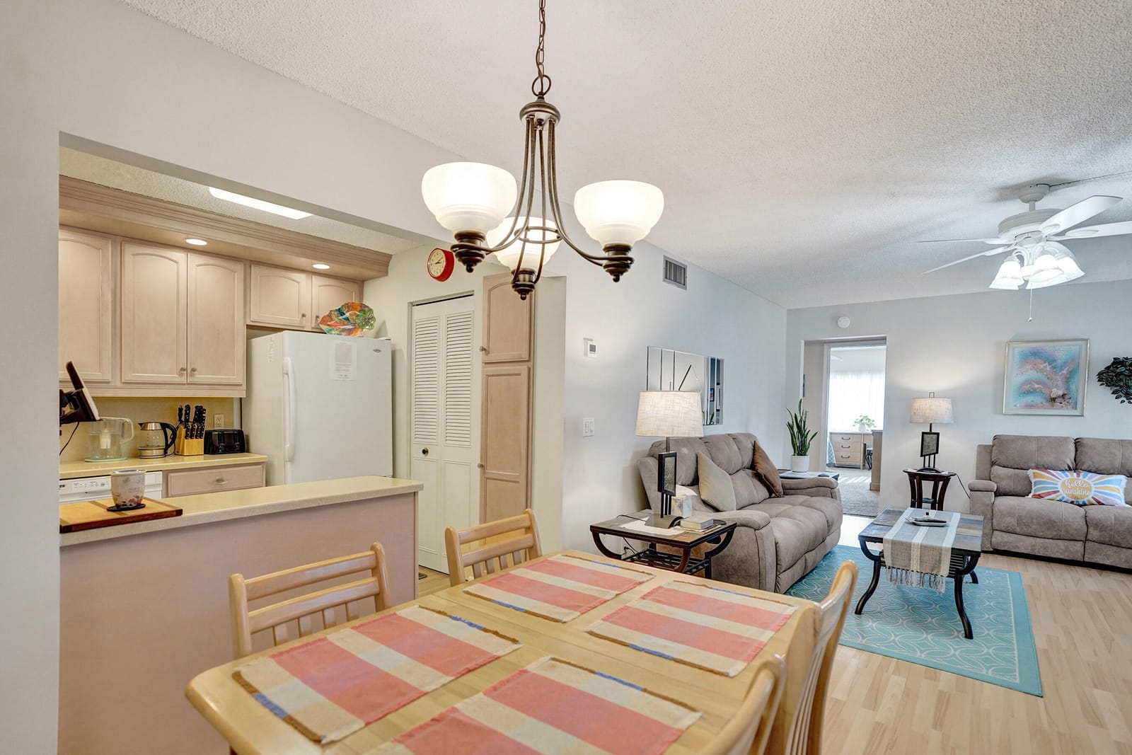 3561 Tall Pine Way B-1 — photo 9