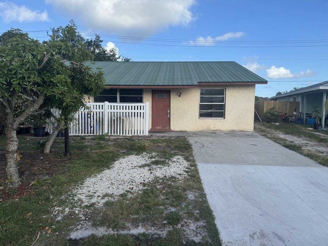 4578 SE SALVATORI, Stuart, FL 34997 photo 1