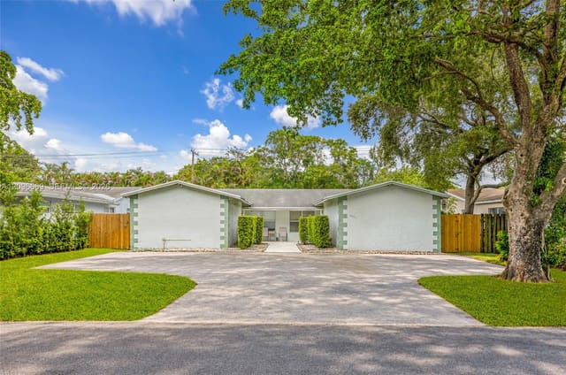 4351 SW 52nd Court, Dania Beach, FL 33314