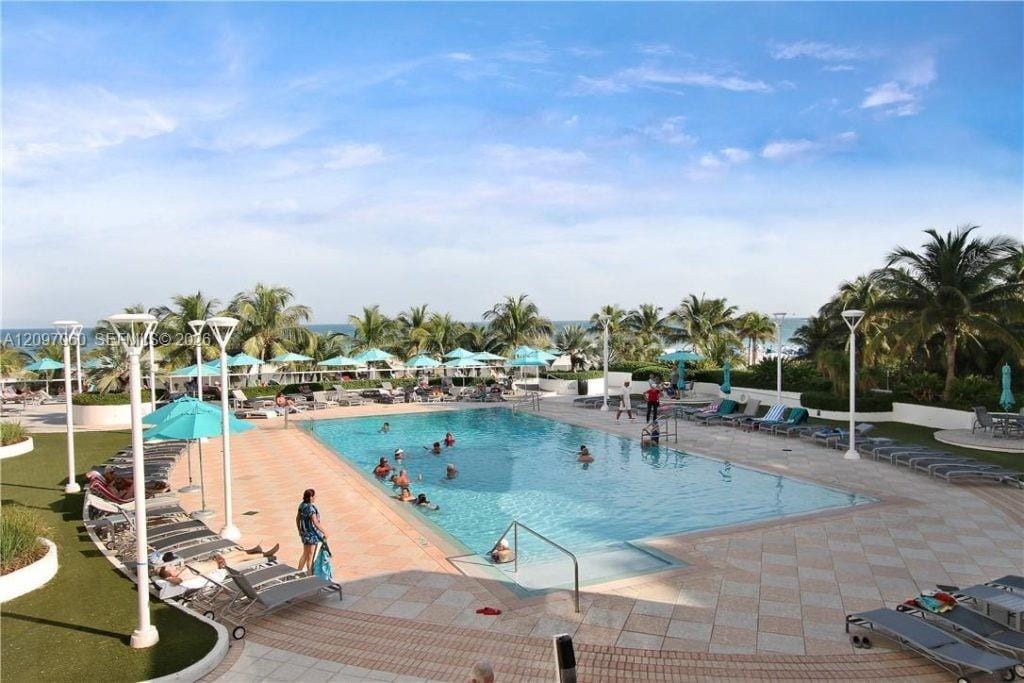100 Lincoln Road 1537, Miami Beach, FL 33139 photo 10