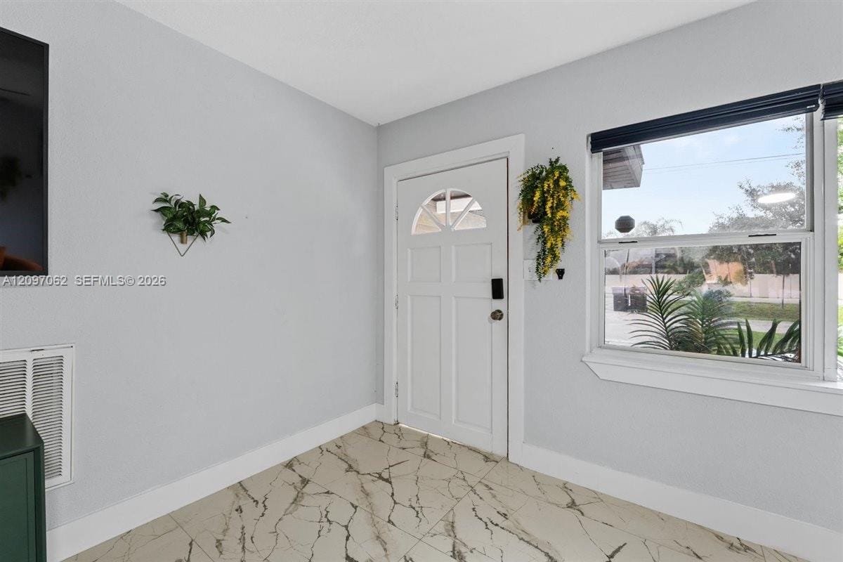 8120 Gondola Drive, Orlando, FL 32809 photo 7
